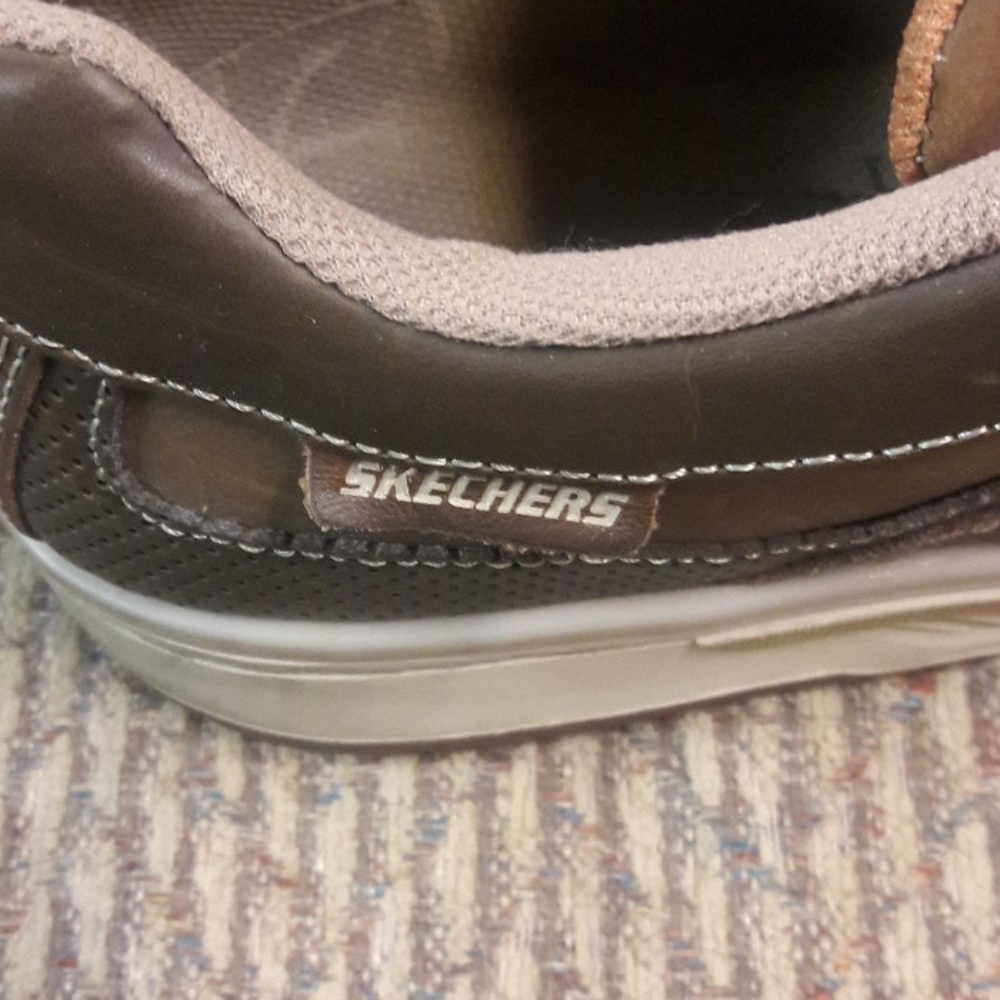Mens Skechers shoes - Picture 3 of 6